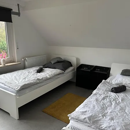 Grosse Mit Wlan Und Free Parking Apartment *