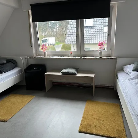 Grosse Mit Wlan Und Free Parking Schloss Holte-Stukenbrock